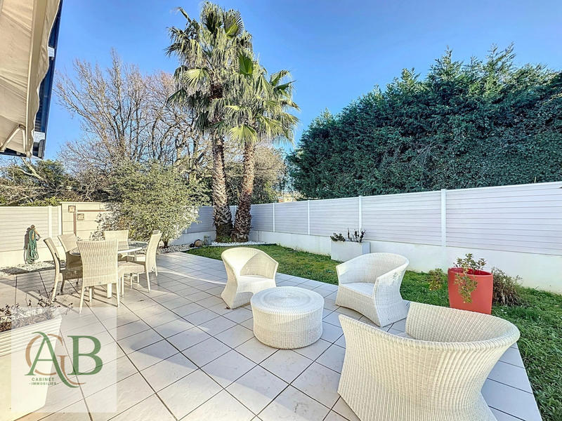 Maison - 159 m² - 5 pièces