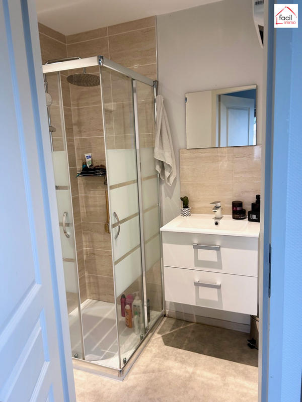 Appartement - 80 m² - 4 pièces