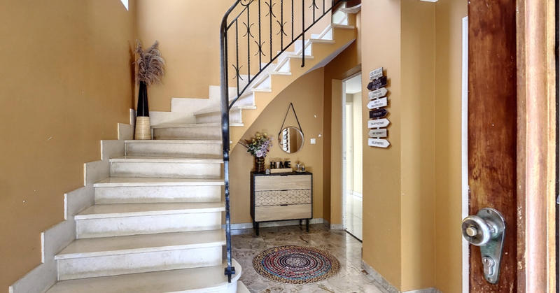 Maison - 160 m² - 6 pièces