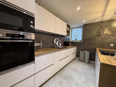 Maison - 145 m² - 6 pièces