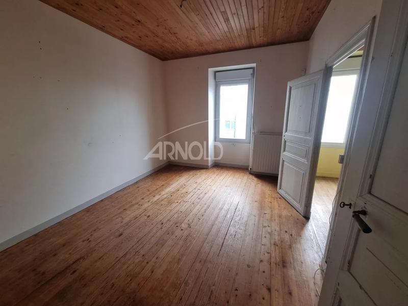 Local commercial - 250 m² - 10 pièces