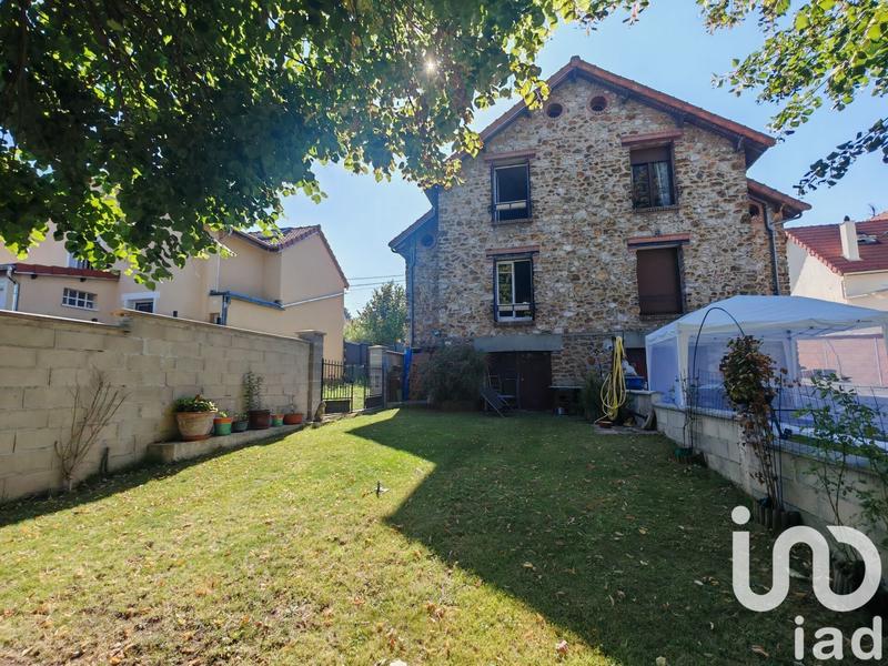 Maison - 92 m² - 4 pièces