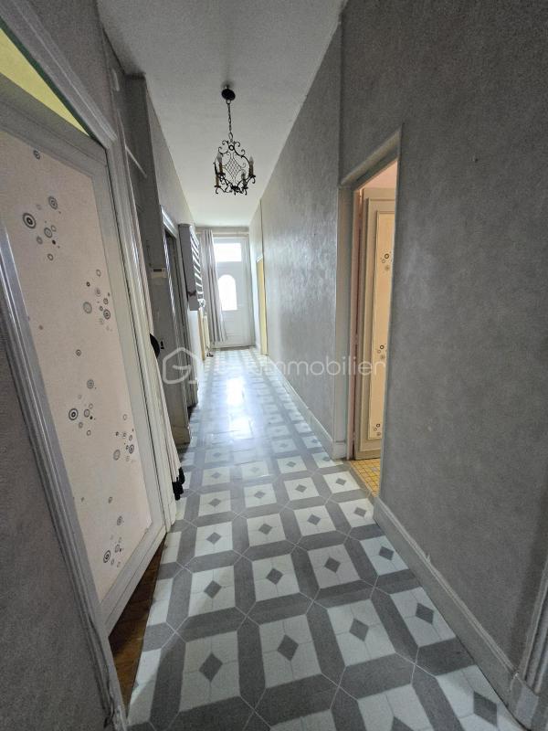 Maison de ville - 157 m² - 7 pièces