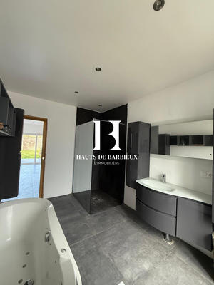 Maison - 80 m² - 3 pièces