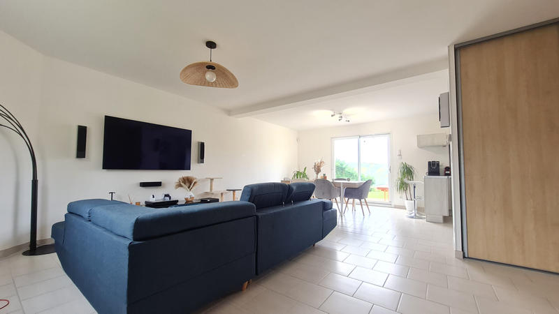 Maison - 110 m² - 6 pièces