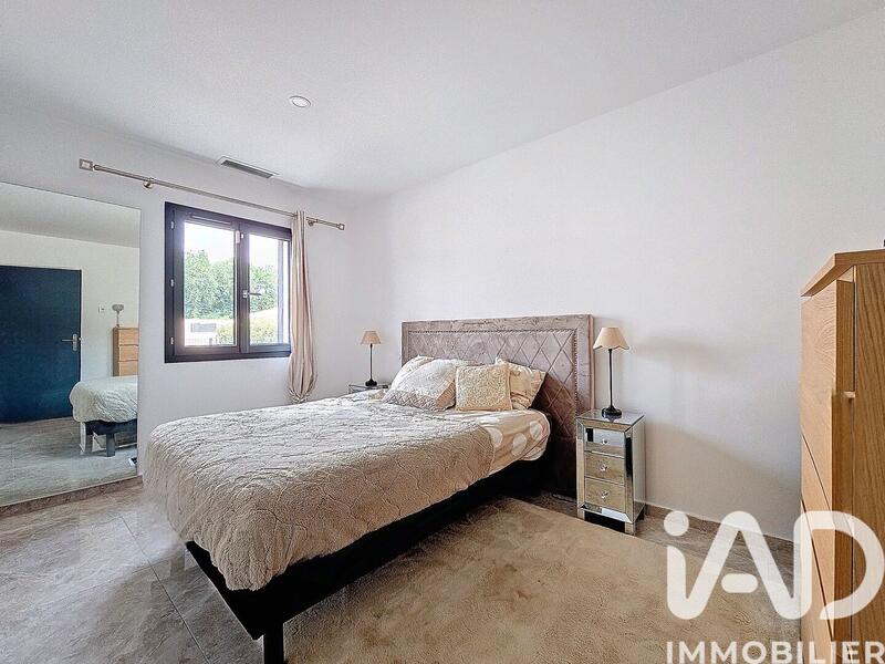 Maison - 143 m² - 5 pièces