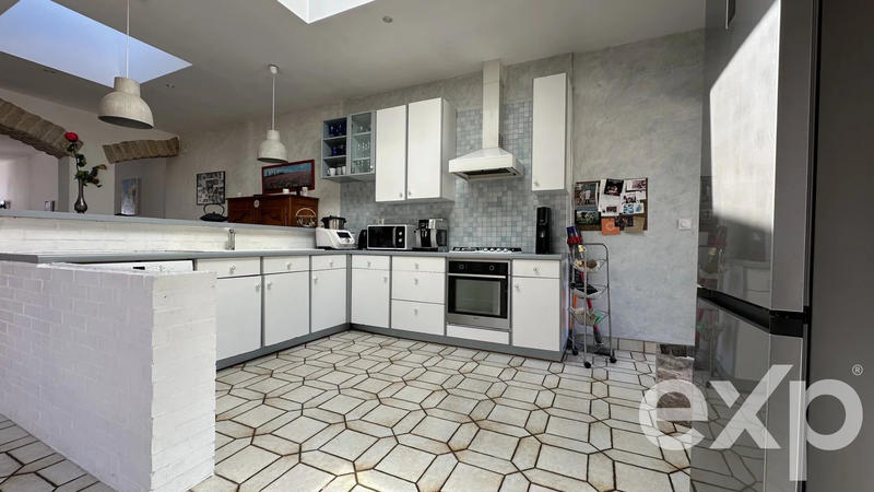 Maison - 190 m² - 7 pièces