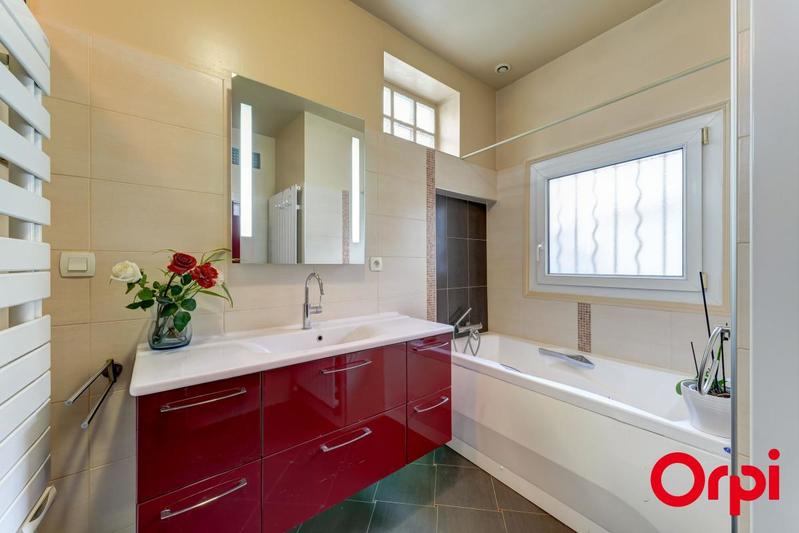 Maison - 173 m² - 7 pièces