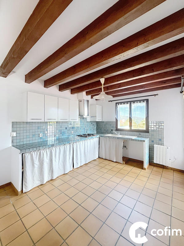 Maison - 104 m² - 4 pièces