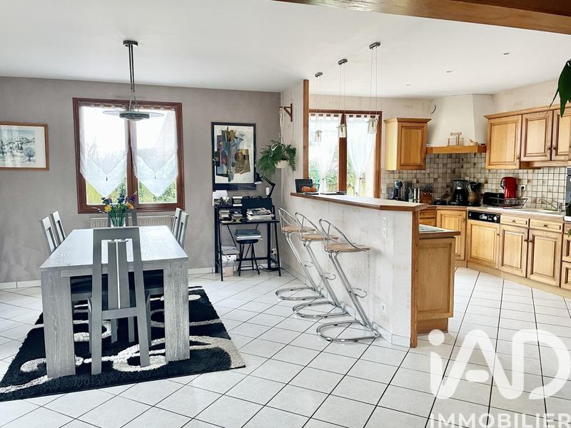 Maison - 110 m² - 5 pièces