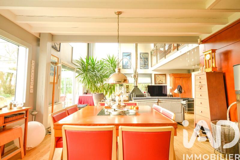 Maison de maîtres - 235 m² - 8 pièces