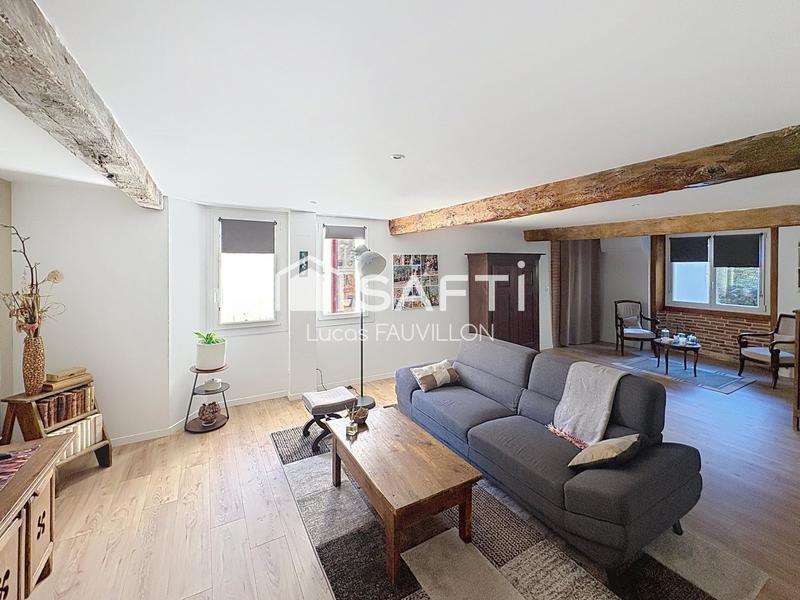 Maison - 294 m² - 10 pièces