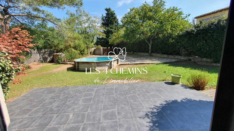 Maison - 104 m² - 4 pièces