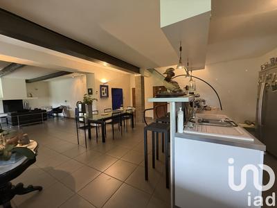 Maison - 245 m² - 8 pièces