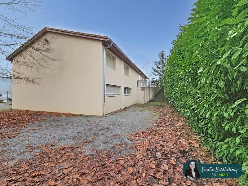 Local commercial - 173 m² - 4 pièces