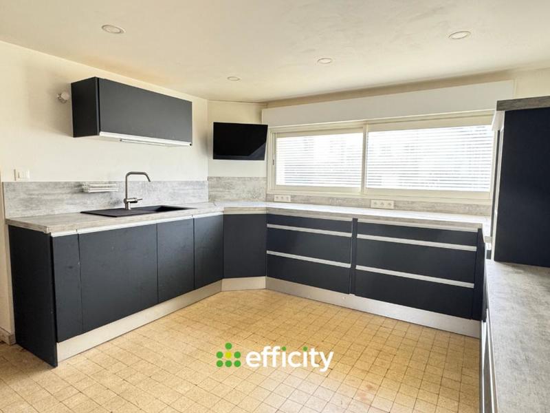 Maison - 140 m² - 5 pièces