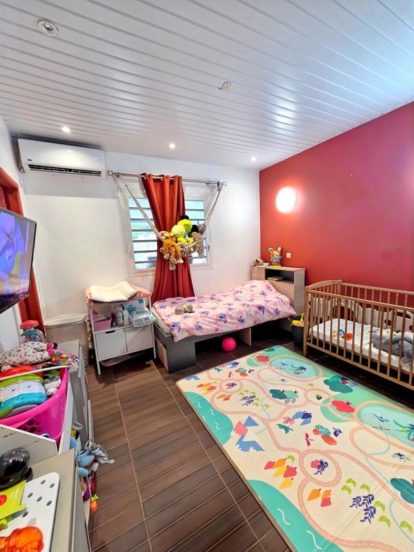 Maison - 146 m² - 6 pièces