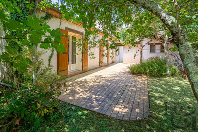 Maison - 190 m² - 10 pièces