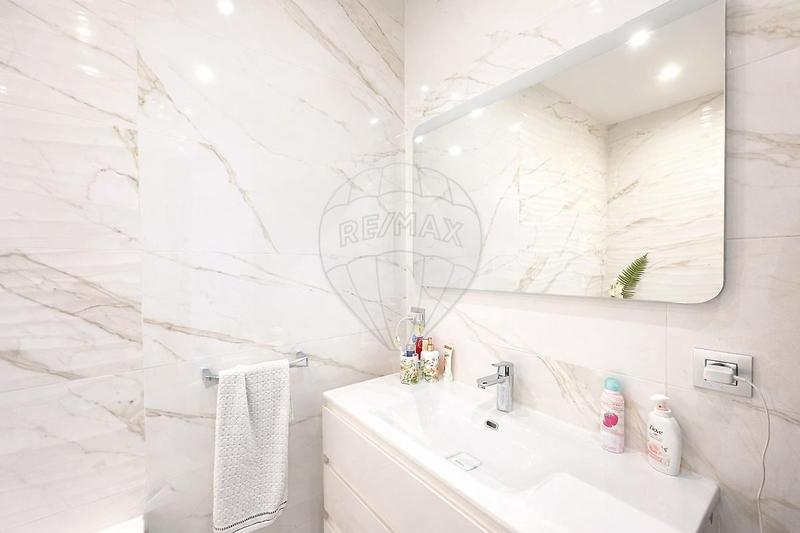 Appartement - 140 m² - 5 pièces