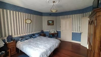 Maison - 163 m² - 16 pièces