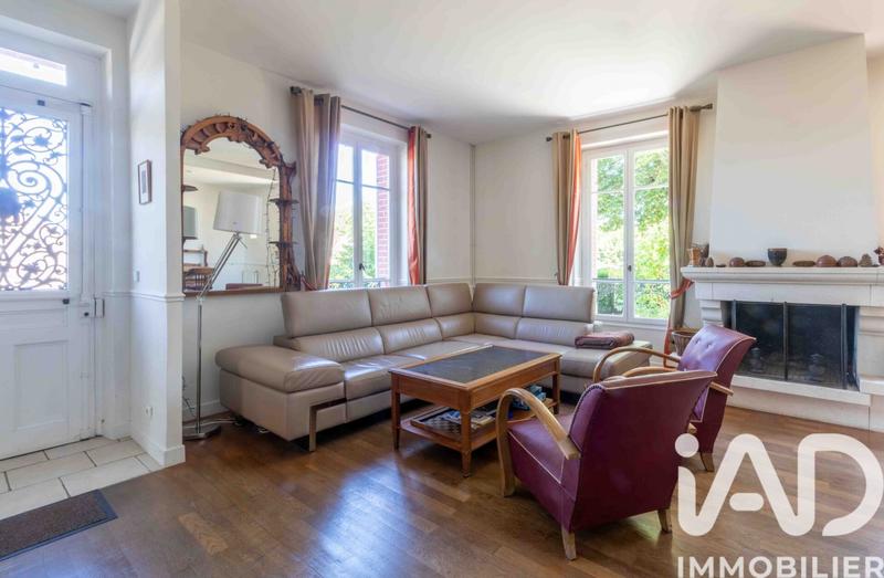 Maison - 187 m² - 8 pièces