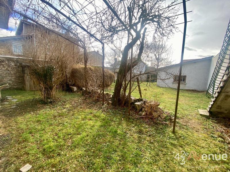 Appartement - 100 m² - 5 pièces