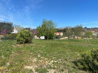 Terrain constructible - 1 152 m²
