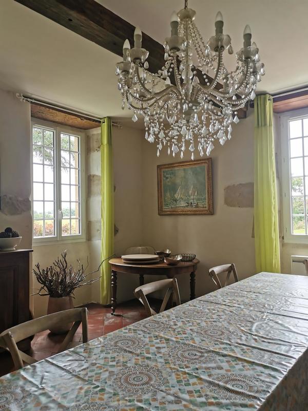 Maison - 536 m² - 15 pièces