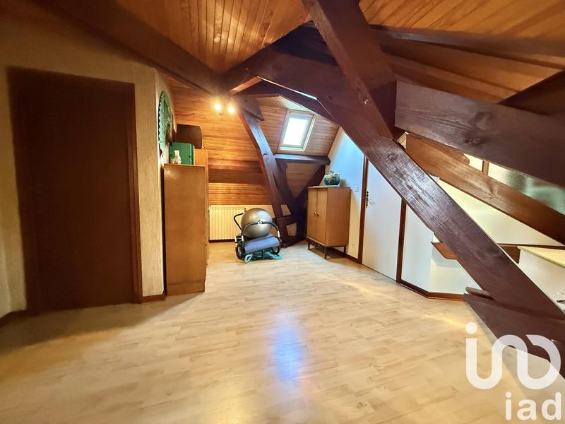 Maison - 174 m² - 7 pièces