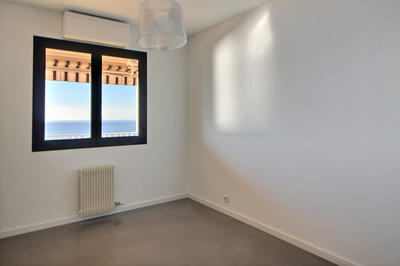 Appartement - 97 m² - 4 pièces