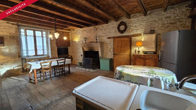 Maison - 256 m² - 5 pièces