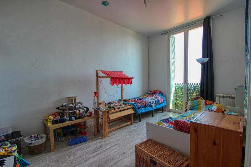 Appartement - 90 m² - 4 pièces