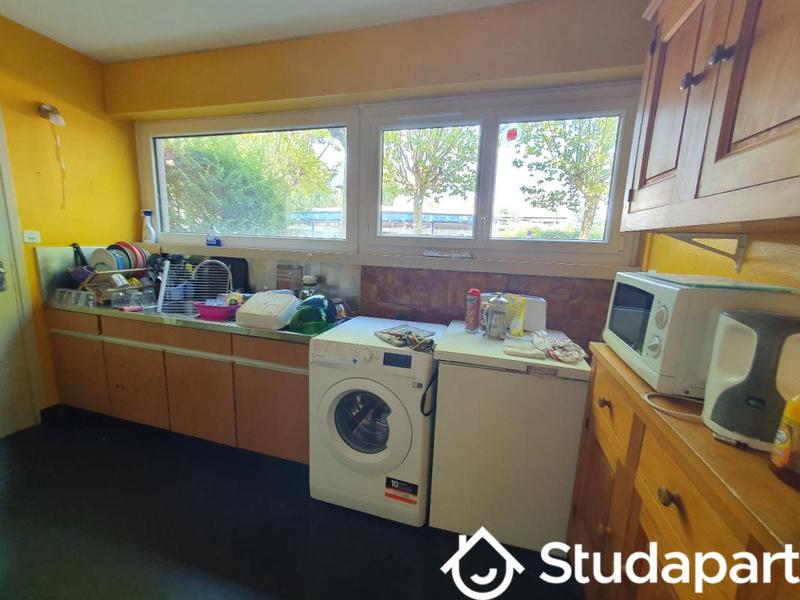 Chambre - 11 m² - 1 pièce