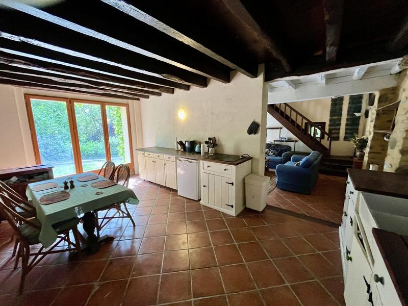 Maison - 261 m² - 7 pièces