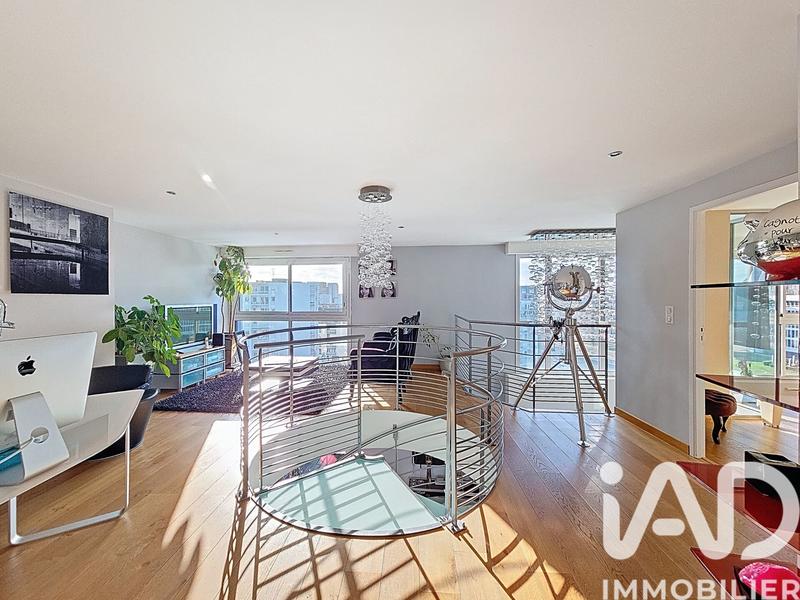 Duplex - 198 m² - 7 pièces