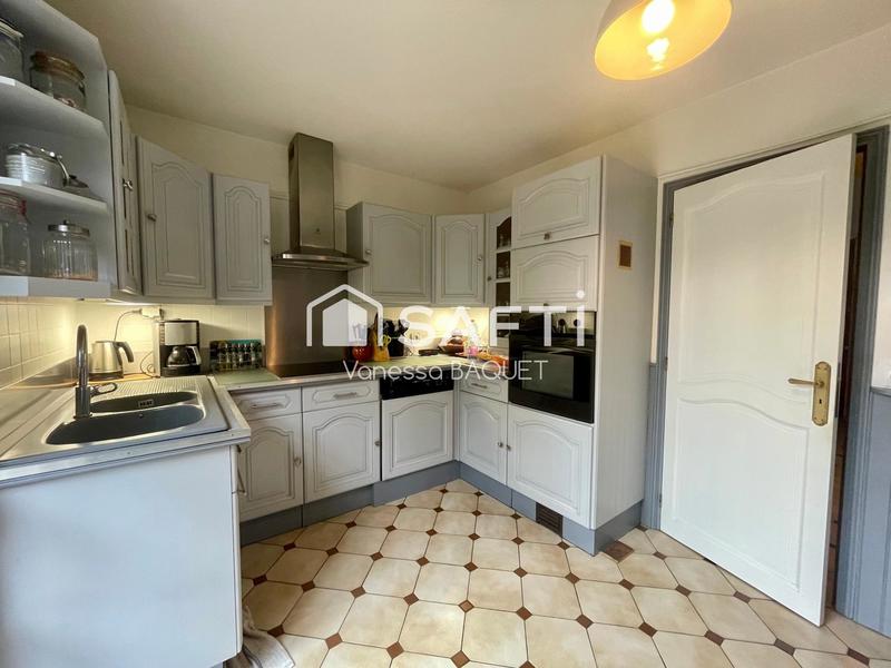 Maison - 140 m² - 6 pièces