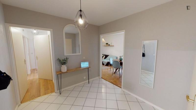 Chambre - 10 m² - 4 pièces