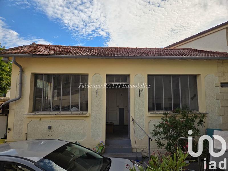 Maison - 250 m² - 15 pièces