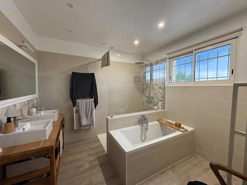 Maison - 189 m² - 5 pièces