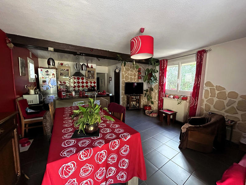 Appartement - 85 m² - 4 pièces