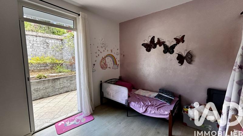 Maison - 276 m² - 14 pièces