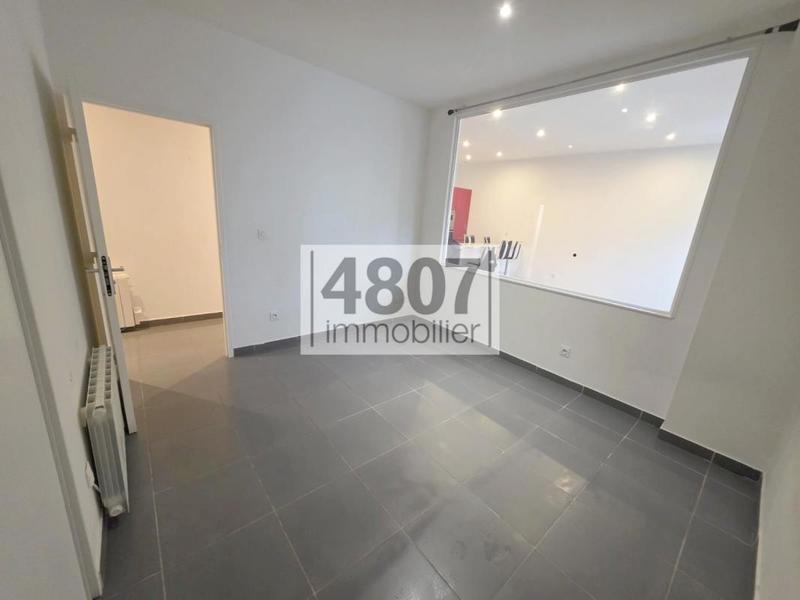 Appartement - 65 m² - 2 pièces