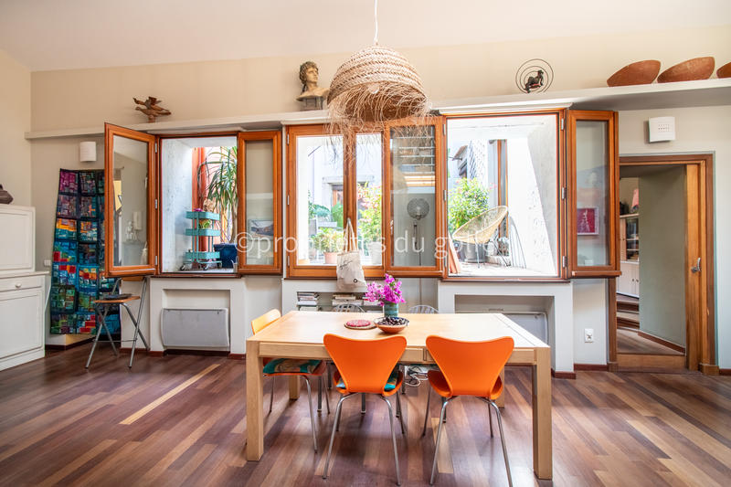 Appartement - 273 m² - 8 pièces