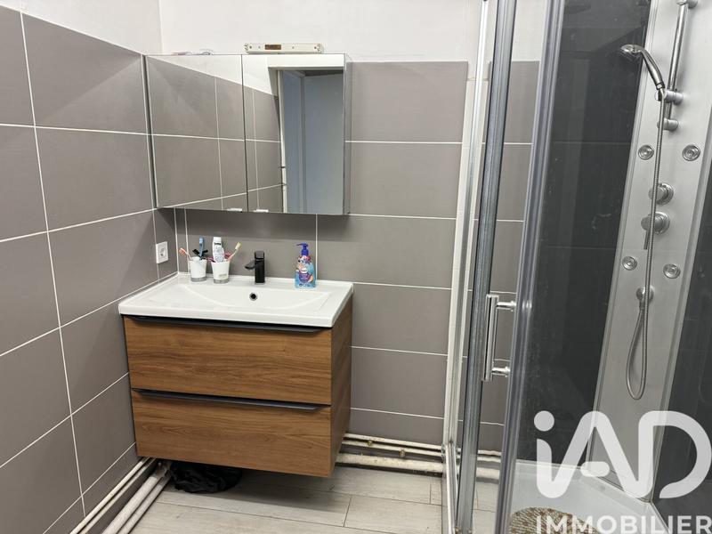 Appartement - 84 m² - 3 pièces