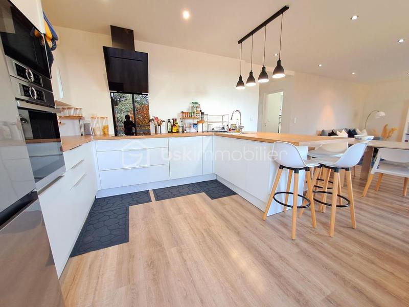 Appartement - 83 m² - 4 pièces