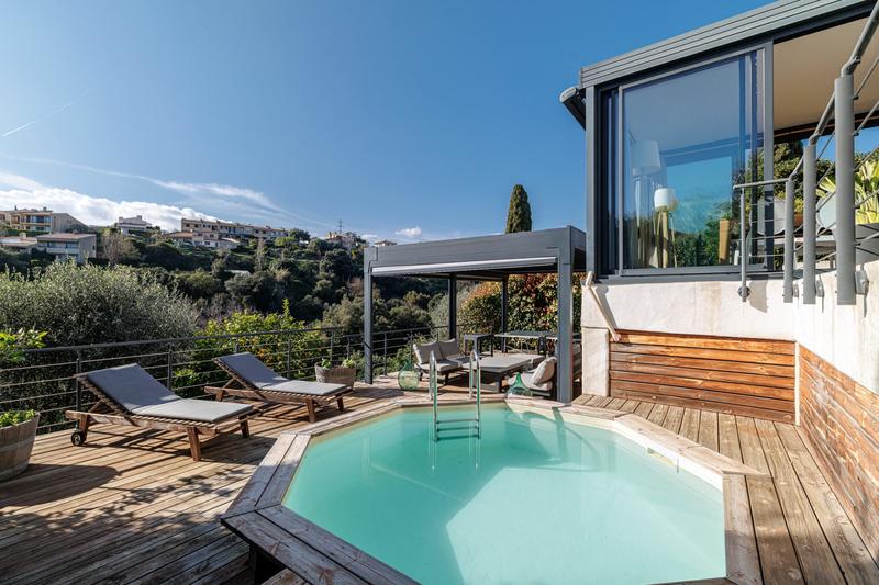 Maison - 105 m² - 4 pièces