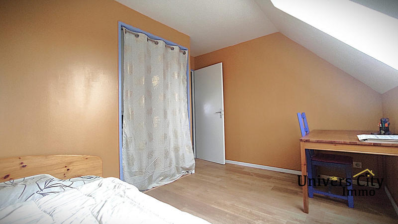 Maison - 123 m² - 6 pièces