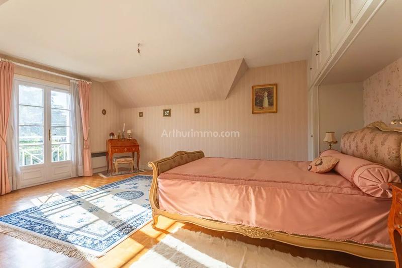 Maison - 193 m² - 6 pièces