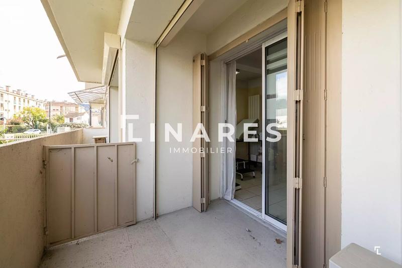 Bureau - 61 m² - 3 pièces