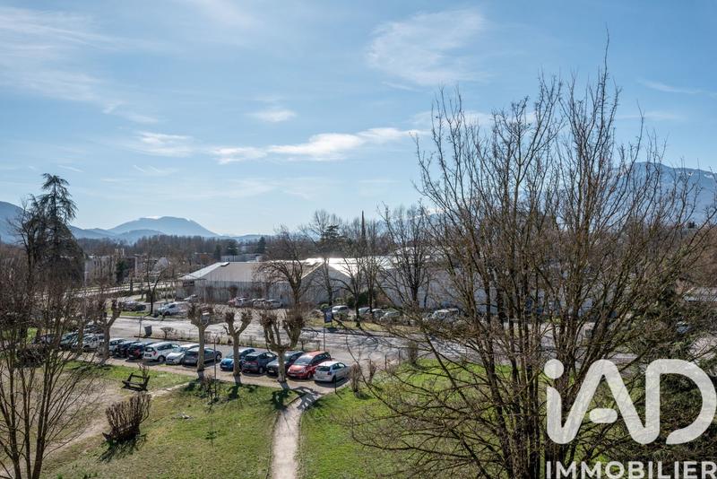 Appartement - 94 m² - 5 pièces